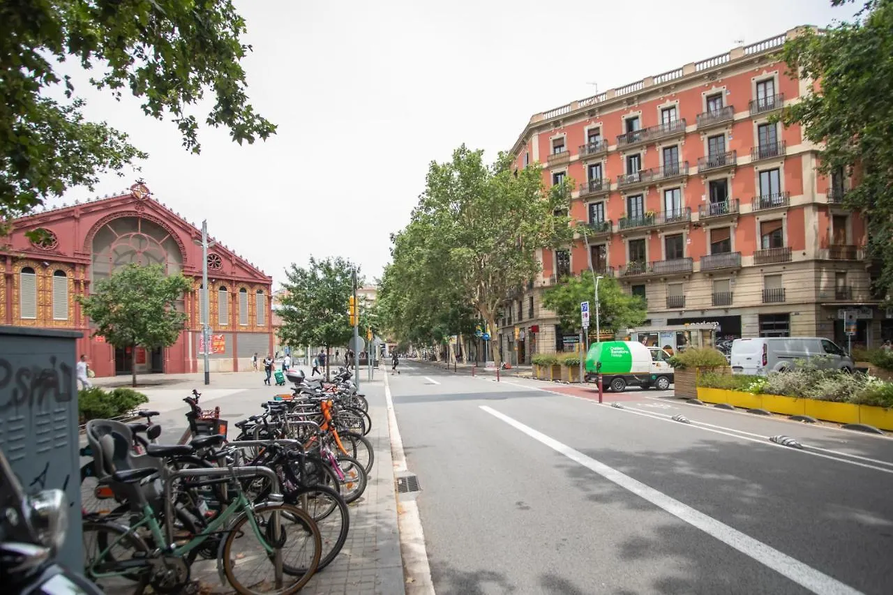 Apartment 42Man1018 Centrally Located Flat In Sant Antoni Barcelona