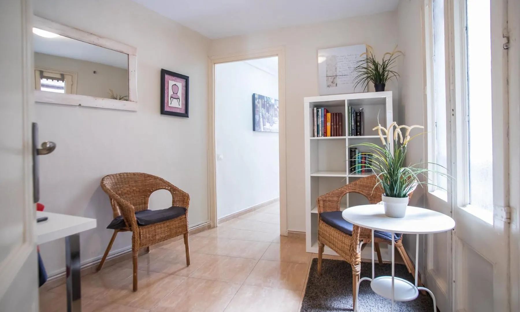 Apartment 42Man1018 Centrally Located Flat In Sant Antoni Barcelona